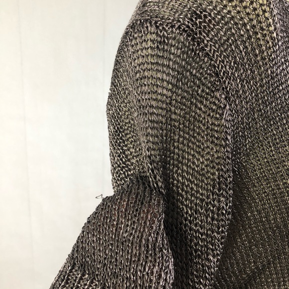 Topshop Metallic Mesh V-neck Top - Picture 4 of 4